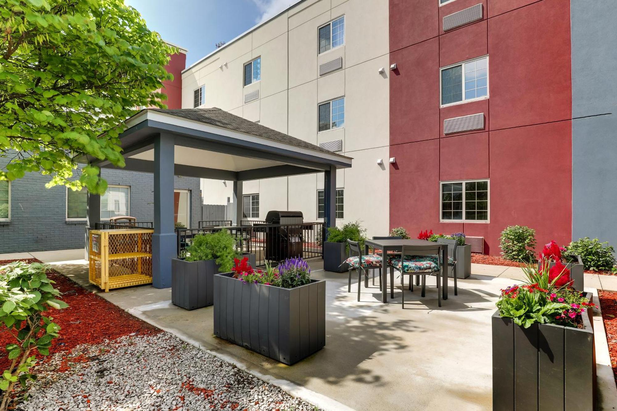 Candlewood Suites Lexington By Ihg Exterior photo