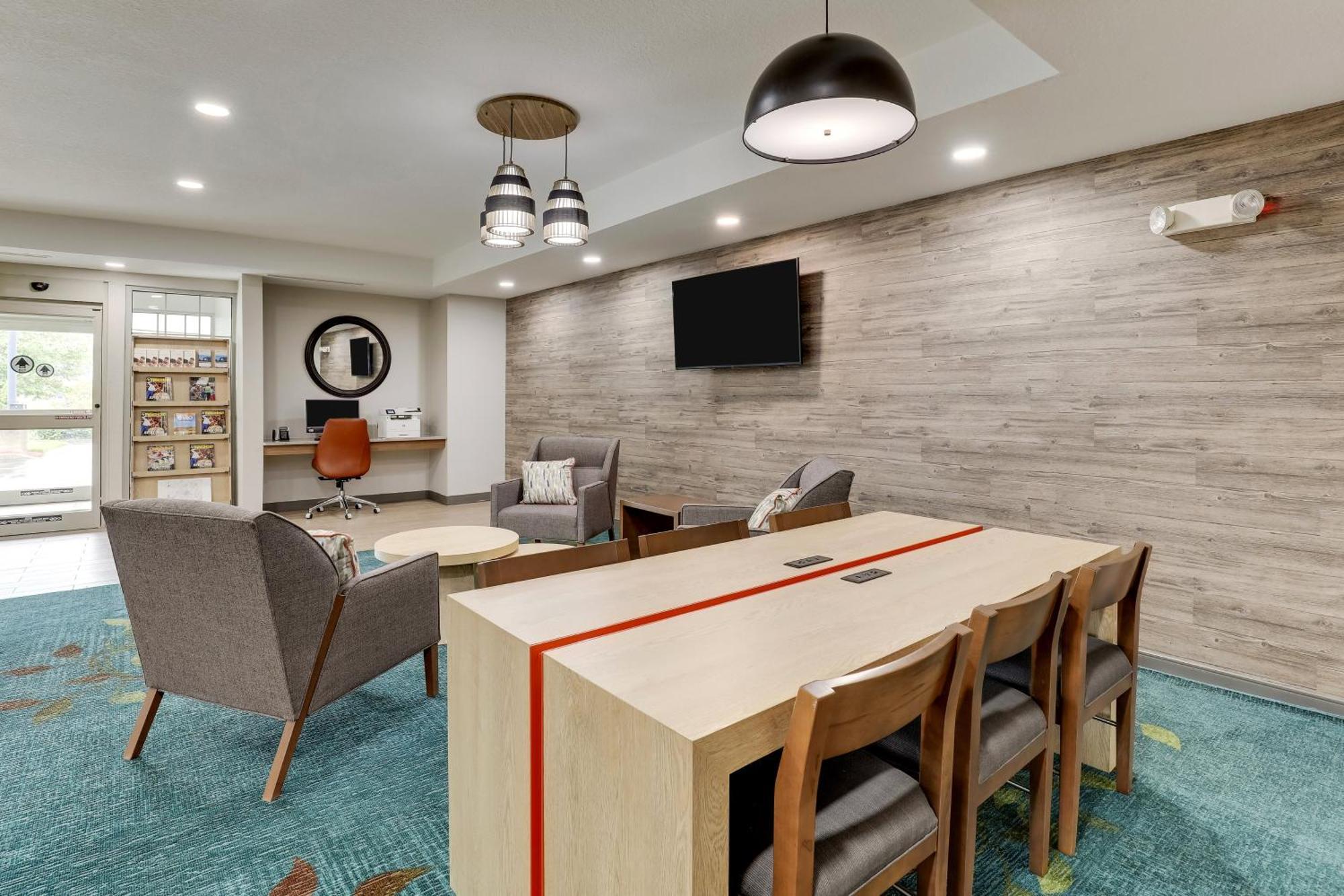 Candlewood Suites Lexington By Ihg Exterior photo